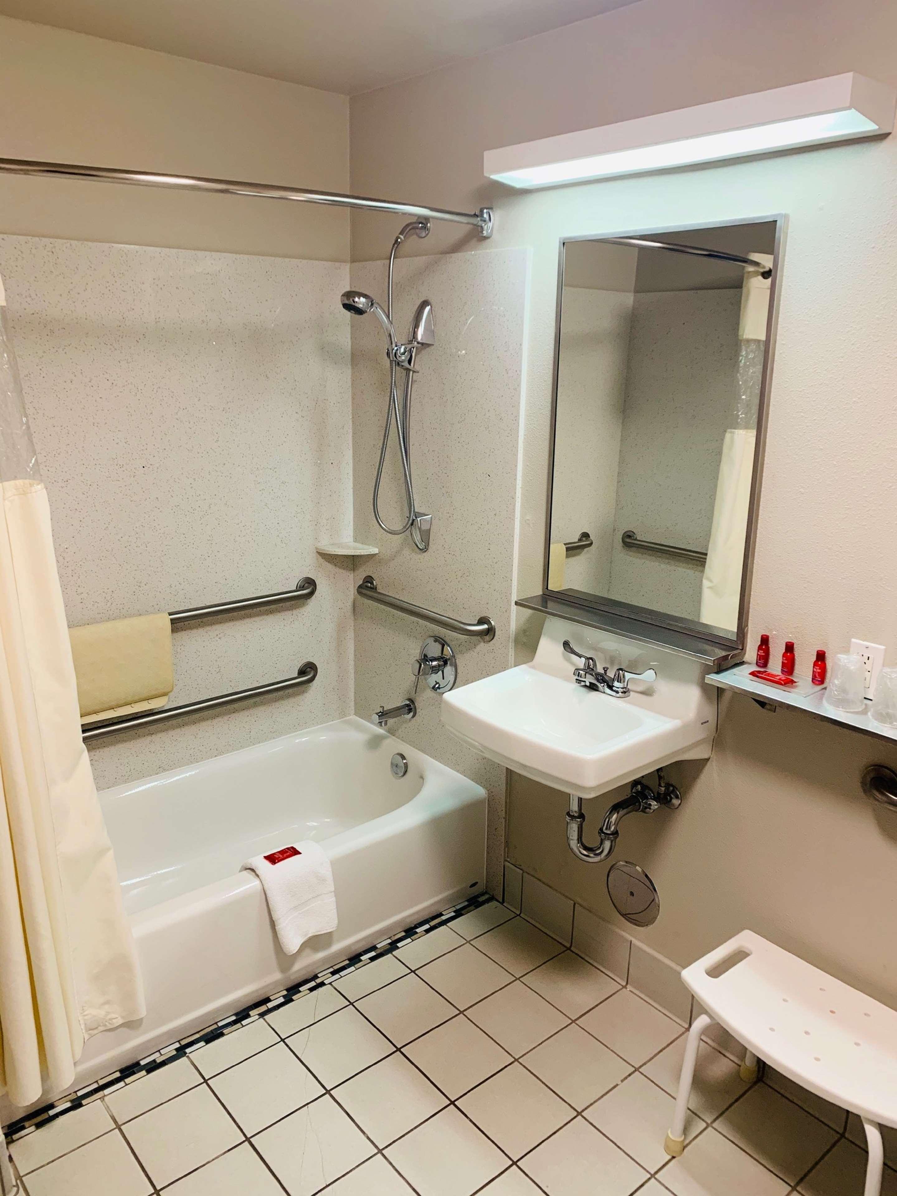 Surestay Plus Hotel By Best Western Redding Extérieur photo