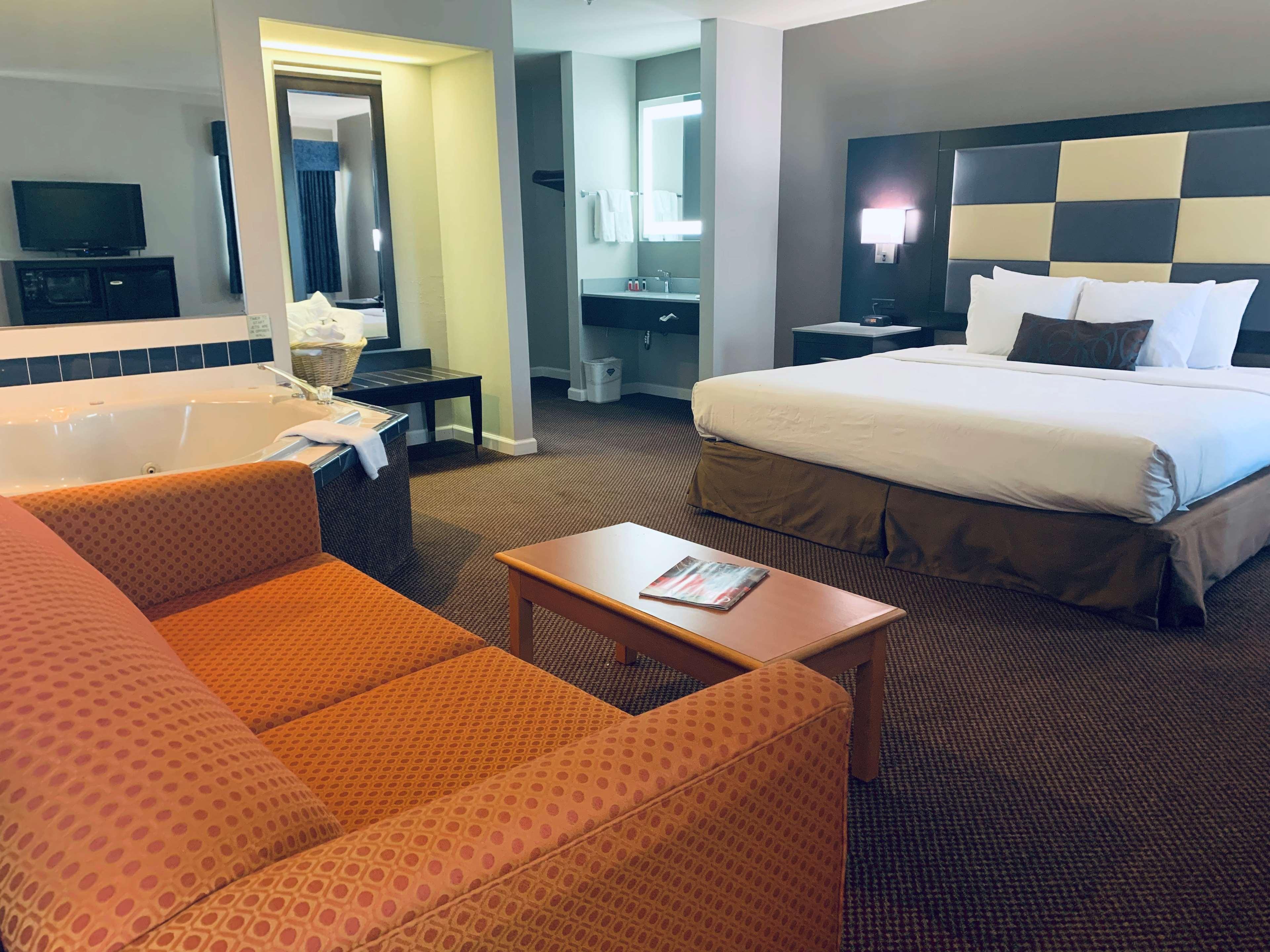 Surestay Plus Hotel By Best Western Redding Extérieur photo