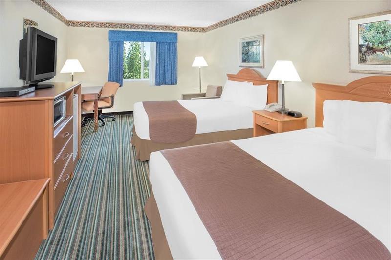 Surestay Plus Hotel By Best Western Redding Extérieur photo
