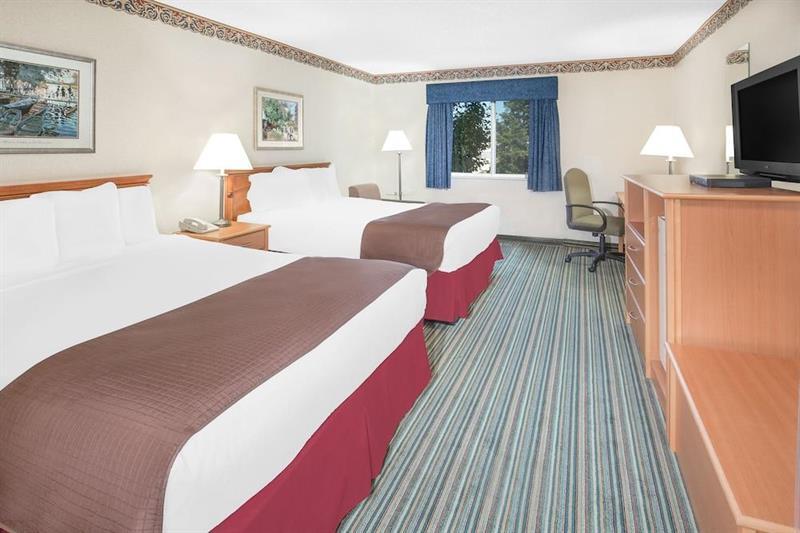 Surestay Plus Hotel By Best Western Redding Extérieur photo